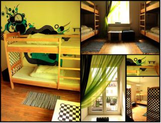 Bed in 6-Bed Mixed Dormitory Room with Shared Bathroom