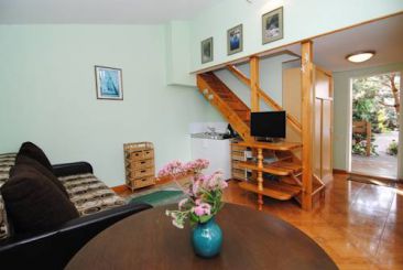 One-Bedroom Cottage (4 Adults)