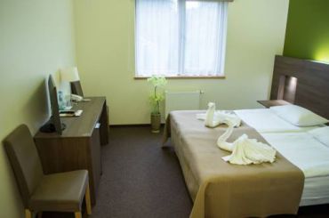 Basic Double Room with Spa Access