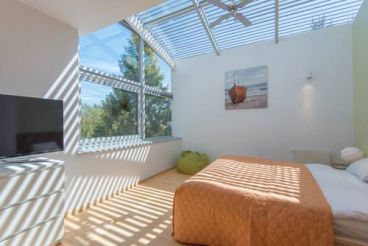 Standard Double Room with Lagoon View